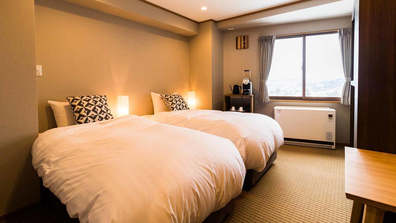 Hotel Silverhorn Mioko Kültér fotó