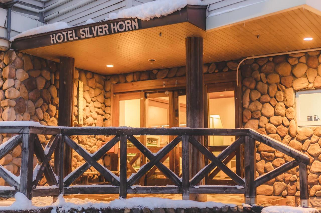 Hotel Silverhorn Mioko Kültér fotó