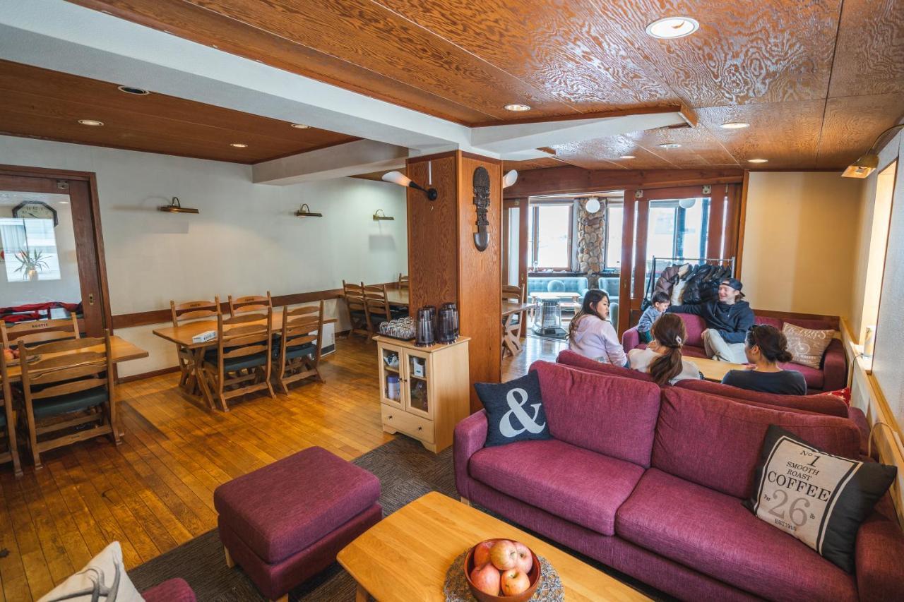 Hotel Silverhorn Mioko Kültér fotó